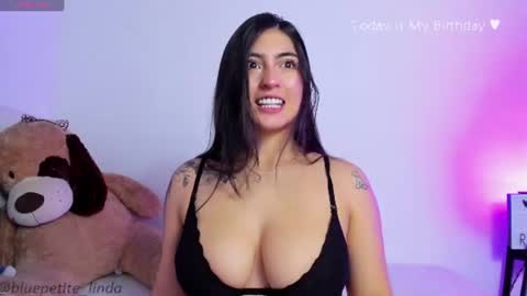Linda  online show from June 2026 03:24:01 PM