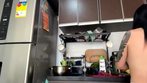 Alice bleu for friends  online show from February 2026 06:59:02 PM