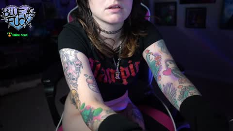 Snapshot of blueasfuck chatting on December 2024 03:56:02 AM Blue online show from December 2024 03:56:02 AM