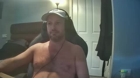 Snapshot of bluebirdflame1 chatting on June 2026 06:52:02 AM bluebirdflame1 online show from June 2026 06:52:02 AM