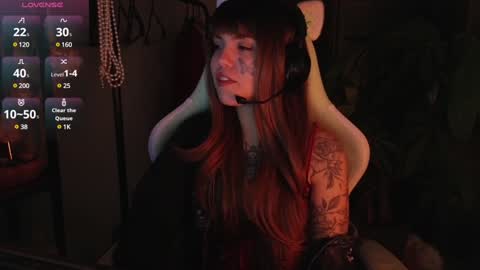 Snapshot of bluedweeb chatting on January 2025 05:52:02 AM Blue online show from January 2025 05:52:02 AM