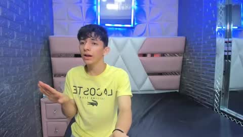 blueestar03 online show from December 2024 01:05:02 PM