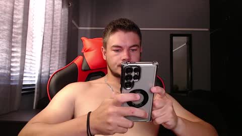 blueeyeboy0 online show from December 2024 09:50:02 AM