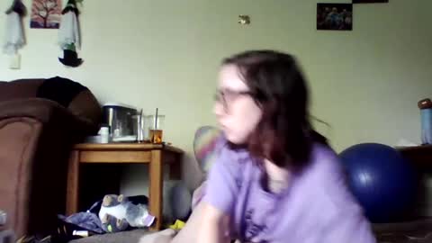 Snapshot of blueeyedbeauty1995 chatting on June 2026 07:27:01 PM Blueeyedbeauty online show from June 2026 07:27:01 PM