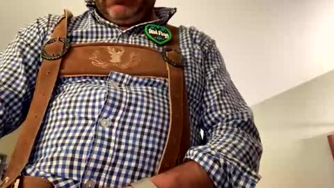 blueeyedboy021170 online show from September 2025 10:37:02 PM