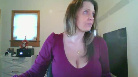 BlueEyedDDVixen online show from January 2026 02:21:01 PM