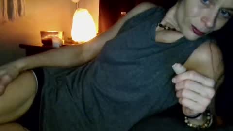 Blueeyedlie online show from January 2025 04:58:02 AM