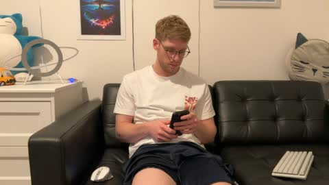 Snapshot of blueeyedtallguy chatting on December 2024 04:56:02 AM blueeyedtallguy online show from December 2024 04:56:02 AM