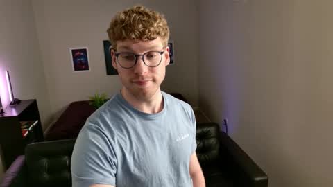 blueeyedtallguy online show from March 2026 10:40:01 PM