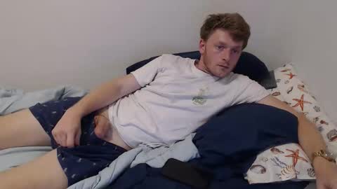 blue eyed twink online show from February 2026 01:33:01 AM
