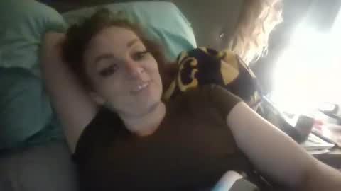 blueeyes1518 online show from September 2025 03:20:01 AM