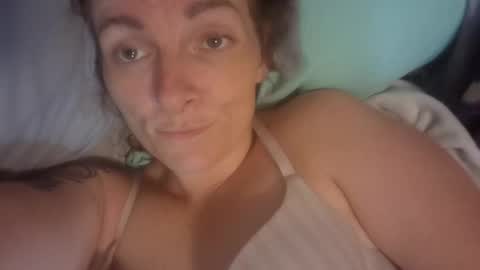 blueeyes1518 online show from October 2025 07:14:02 AM