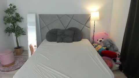 blueeyeslexxxy online show from July 2026 07:58:02 AM