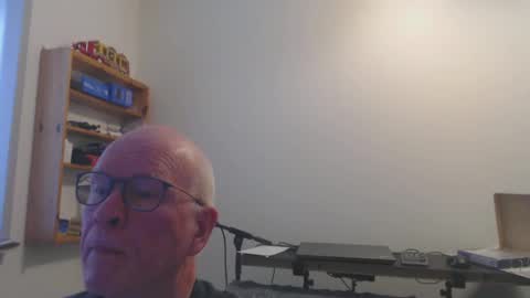 blueeyesn8 online show from February 2025 10:14:01 AM