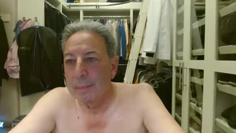 blueisles online show from February 2025 09:03:02 PM