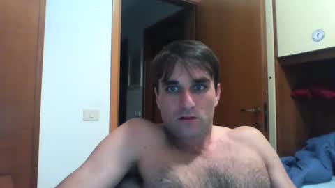 bluejoee online show from October 2025 05:02:02 PM