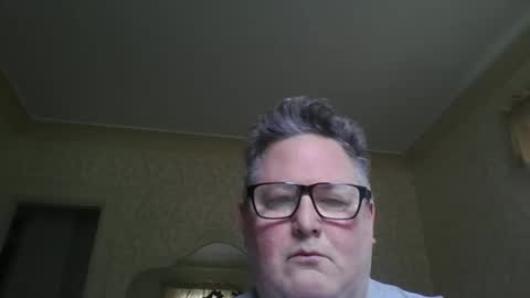 bluemoose70 online show from September 2025 04:39:02 PM