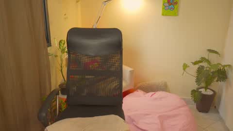 FLORAA online show from September 2025 12:19:01 PM