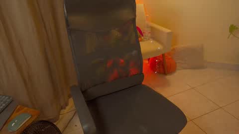 FLORAA online show from September 2025 08:52:02 AM