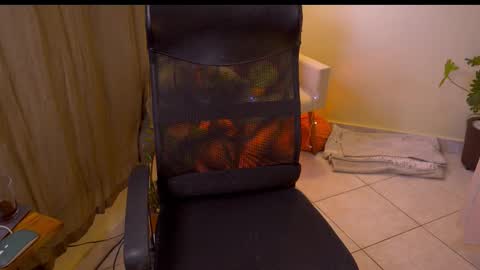 FLORAA online show from October 2025 01:00:01 PM