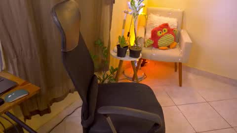 FLORAA online show from January 2026 01:05:02 PM