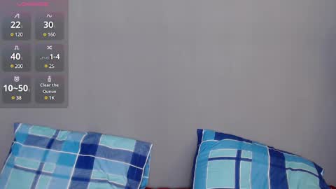 Snapshot of blueviolette chatting on December 2024 05:47:02 PM Violette 3 online show from December 2024 05:47:02 PM