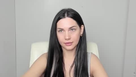 Kelly online show from October 2025 06:48:01 AM