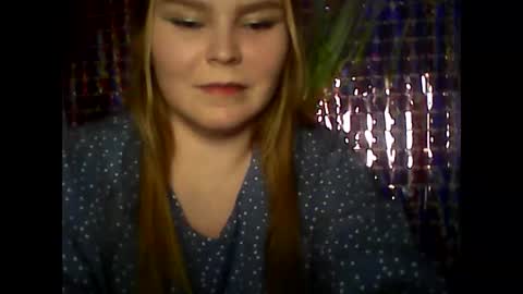 blushing_star online show from February 2025 03:31:02 PM