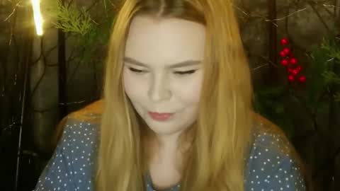 blushing_star online show from January 2026 03:38:01 PM