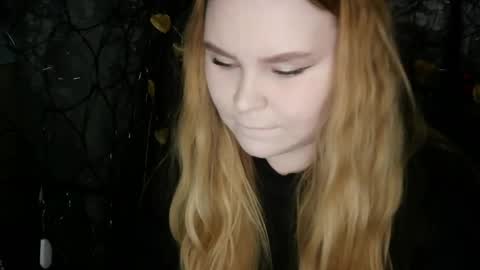 blushing_star online show from March 2026 04:12:02 PM