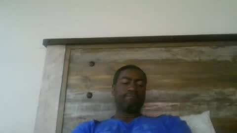 bluuthunder1914 online show from September 2025 04:39:01 PM