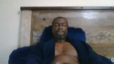 bluuthunder1914 online show from November 2025 11:42:02 PM