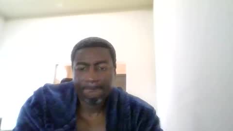 Snapshot of bluuthunder1914 chatting on May 2026 03:52:02 PM bluuthunder1914 online show from May 2026 03:52:02 PM
