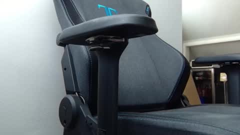 blzd5 online show from October 2025 06:08:01 PM