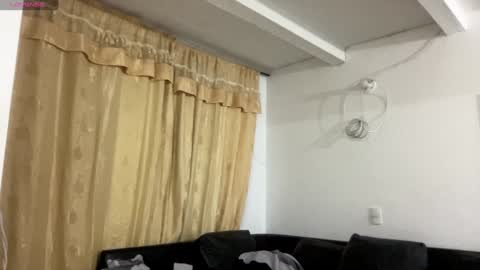 Bob  INDEPENDENT MODEL online show from December 2024 01:47:01 AM