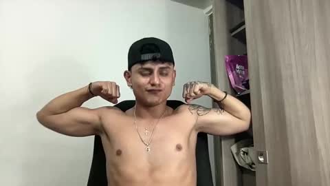 Bob  INDEPENDENT MODEL online show from February 2025 09:25:02 AM