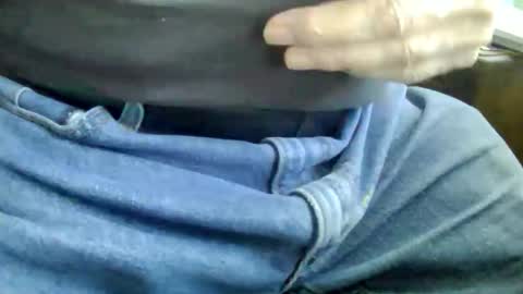 Snapshot of bobbie420_ chatting on April 2026 01:43:01 AM bobbie420_ online show from April 2026 01:43:01 AM