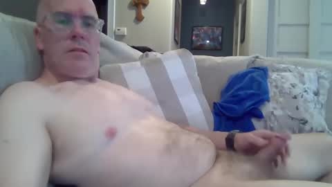 Snapshot of bobblehead31382 chatting on April 2026 09:19:01 PM bobblehead31382 online show from April 2026 09:19:01 PM