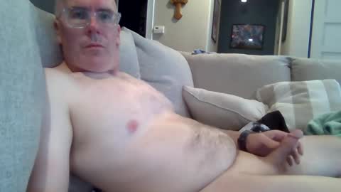 bobblehead31382 online show from August 2026 09:17:02 PM