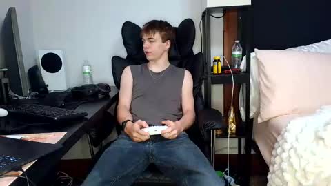 bobby72738 online show from September 2025 02:45:01 AM