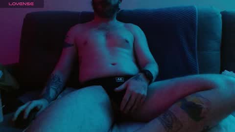 Bobby English online show from September 2025 06:18:01 AM