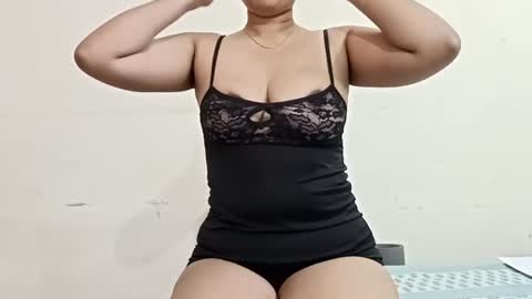 Snapshot of bodyandbrush chatting on June 2026 09:22:02 AM Sofia online show from June 2026 09:22:02 AM