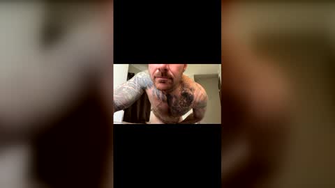 Bodyart85 19 online show from May 2026 02:33:01 PM
