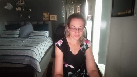 Ningifun couple online show from December 2024 07:24:02 AM