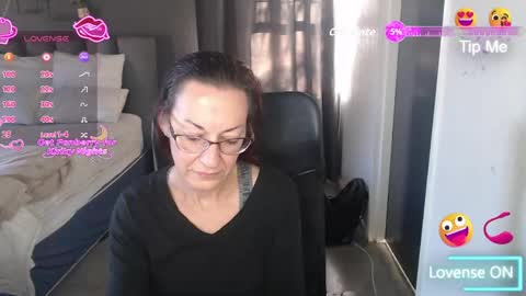 Snapshot of boeslaboes chatting on May 2026 05:23:02 AM Ningifun couple online show from May 2026 05:23:02 AM