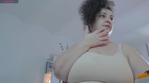 BohoBabeLaxy online show from December 2025 09:40:01 AM