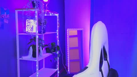 Snapshot of boicute chatting on February 2025 12:28:01 AM ALEXPVT IS OPEN online show from February 2025 12:28:01 AM