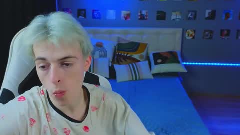 Snapshot of boicute chatting on February 2025 01:22:02 PM ALEXPVT IS OPEN online show from February 2025 01:22:02 PM