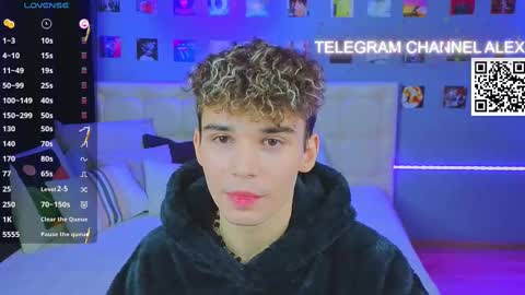 Snapshot of boicute chatting on February 2025 06:23:01 PM ALEXPVT IS OPEN online show from February 2025 06:23:01 PM