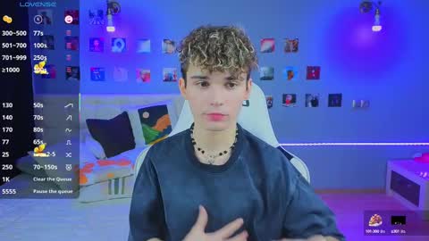 Snapshot of boicute chatting on March 2025 02:29:01 AM ALEXPVT IS OPEN online show from March 2025 02:29:01 AM